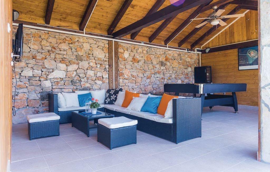 Villa Stone Medal Drniš Exteriör bild